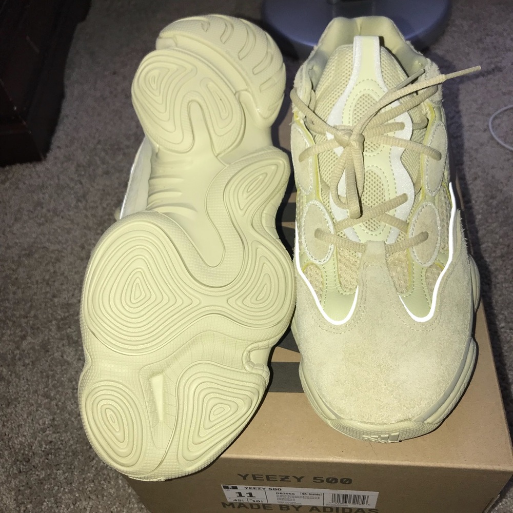 Yeezy 500 supermoon